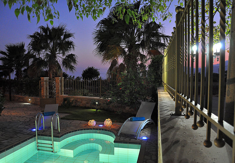 Pearls Of Crete - Holiday Residences Makrýgialos Exterior foto